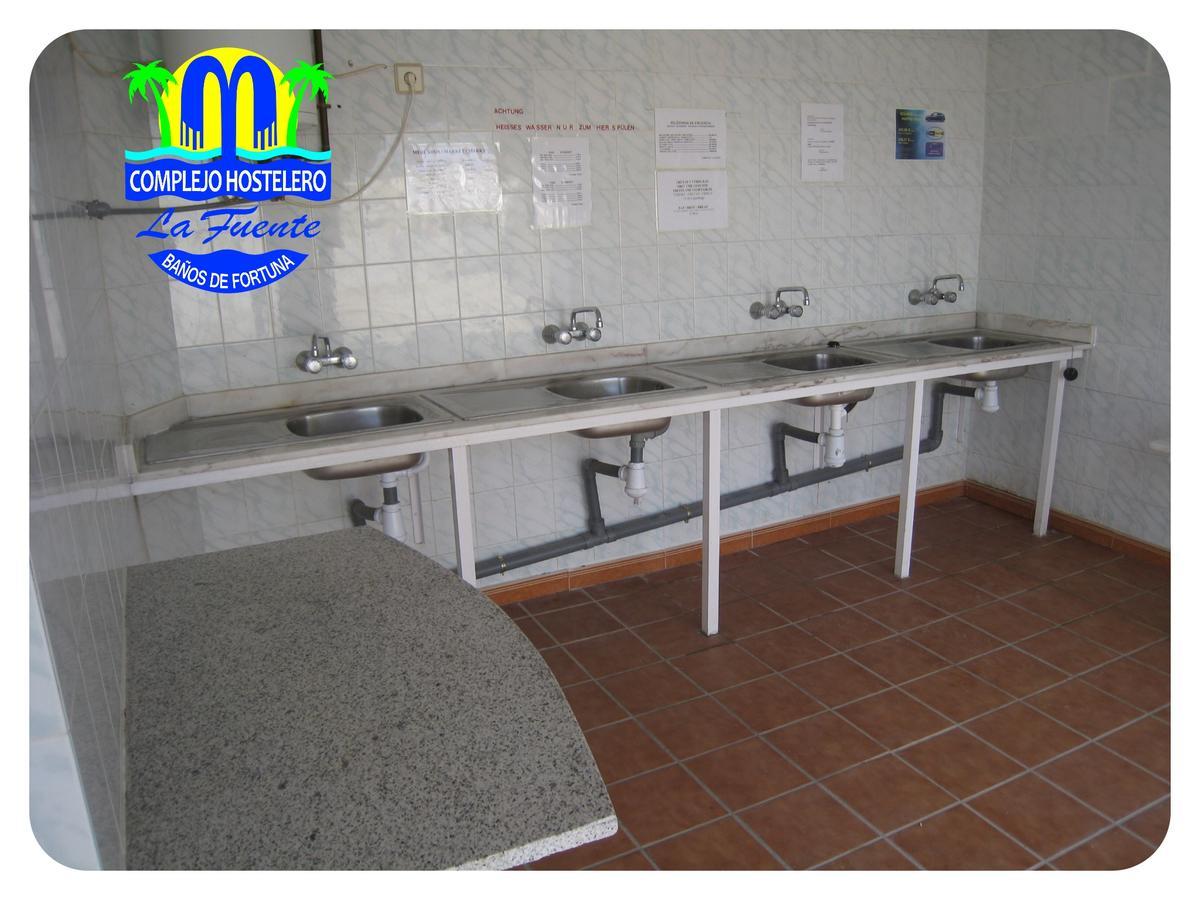 Complejo Hostelero La Fuente Fortuna Ngoại thất bức ảnh