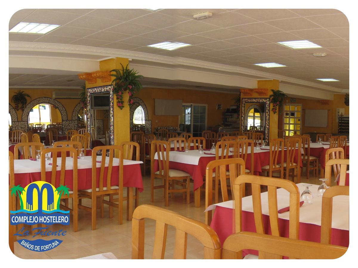 Complejo Hostelero La Fuente Fortuna Ngoại thất bức ảnh