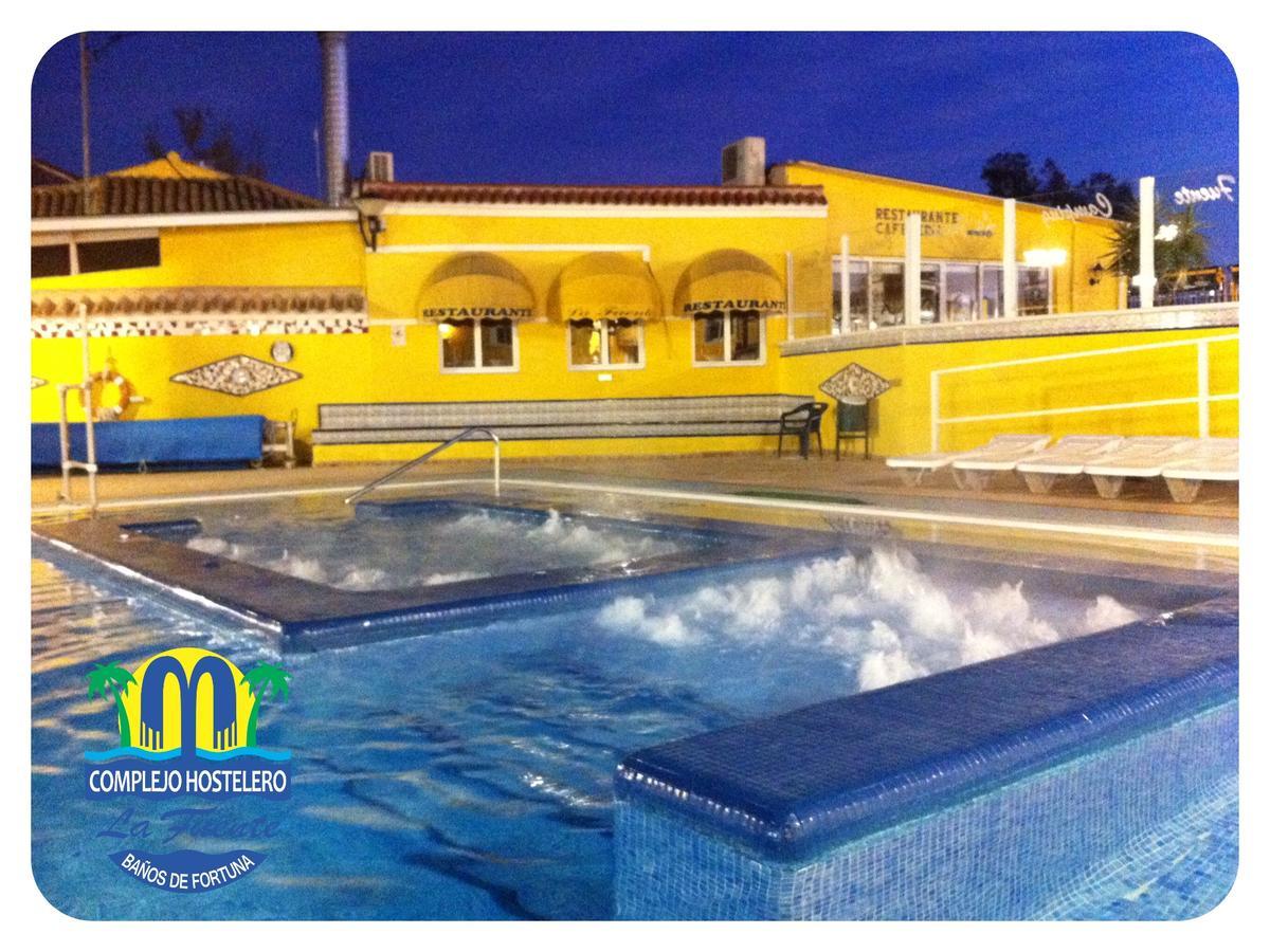 Complejo Hostelero La Fuente Fortuna Ngoại thất bức ảnh